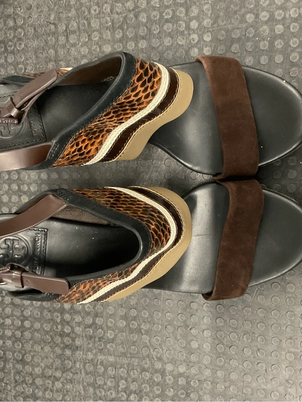 Tory Burch tory burch